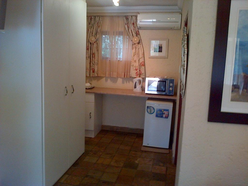 Jubilee Lodge Guest House Johannesburg Szoba fotó